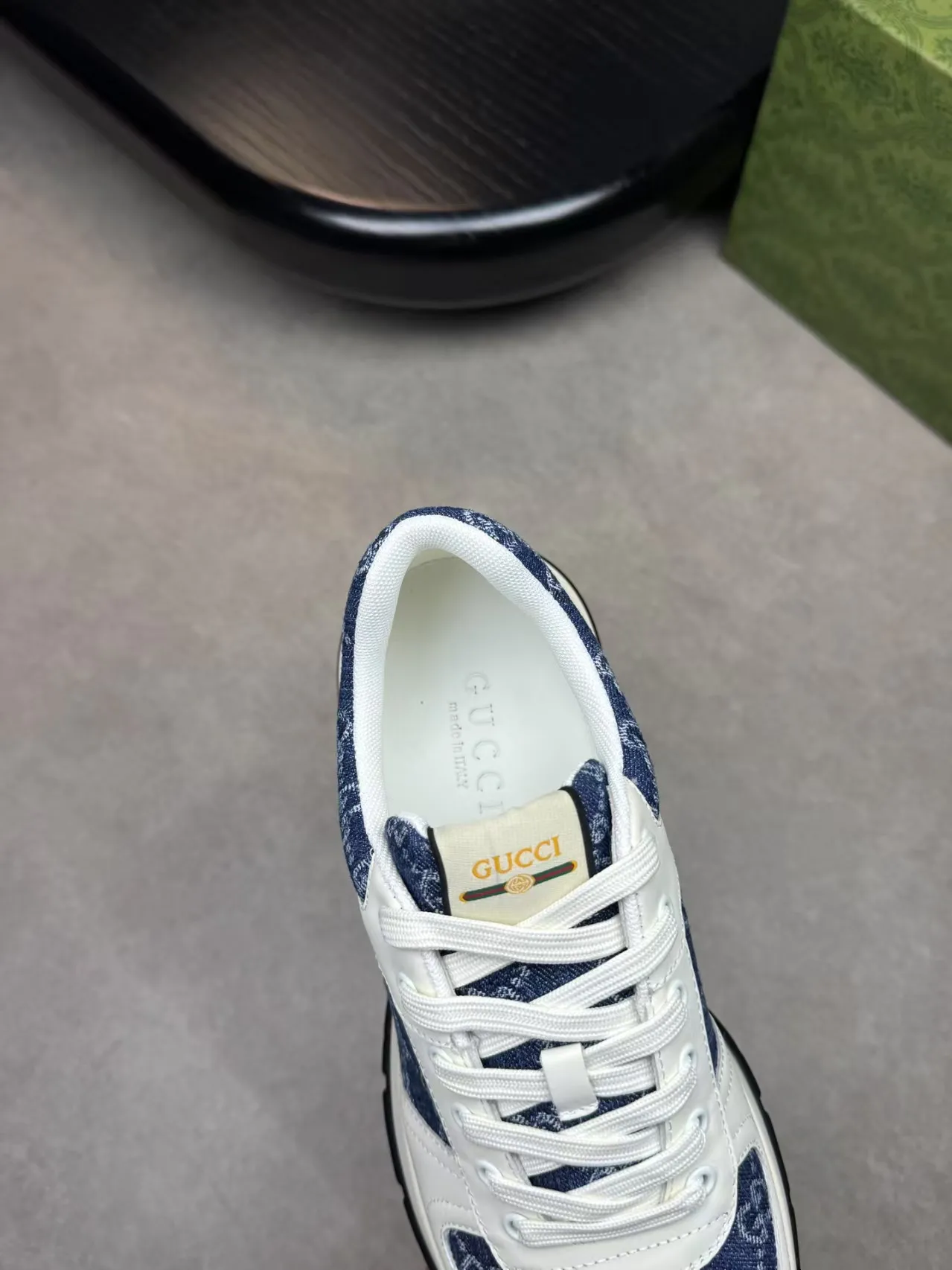 Factory price: 460💰Gucci new men's shoes GUCCI [Lightning] latest shoes are shipped. Original quality, fashionable, made of special materials, sheepskin lining, brand new packaging. The foot feels super comfortable and the workmanship is impeccable. Size: 38-45, Dingyi 45